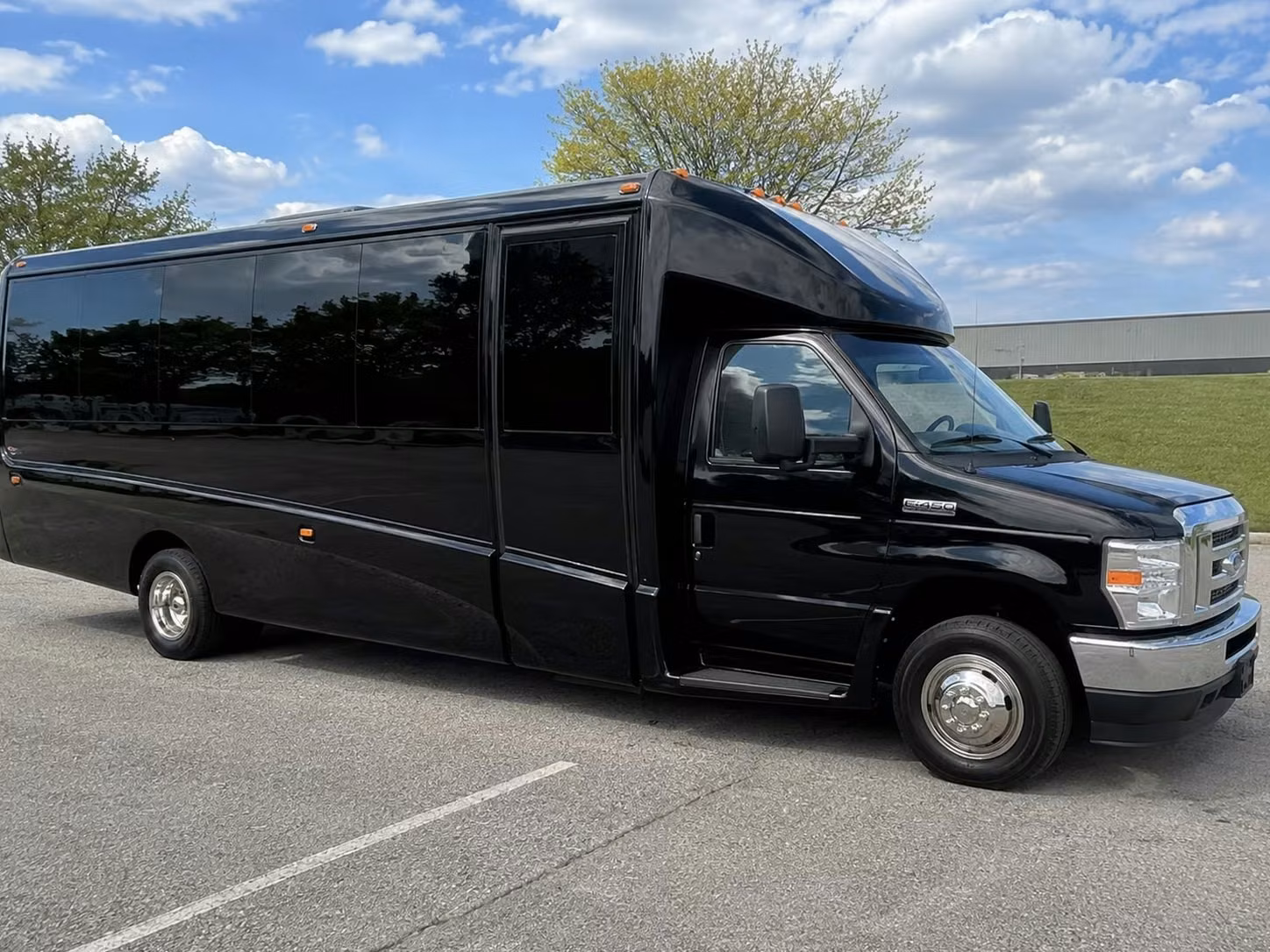 15 passenger minibus
