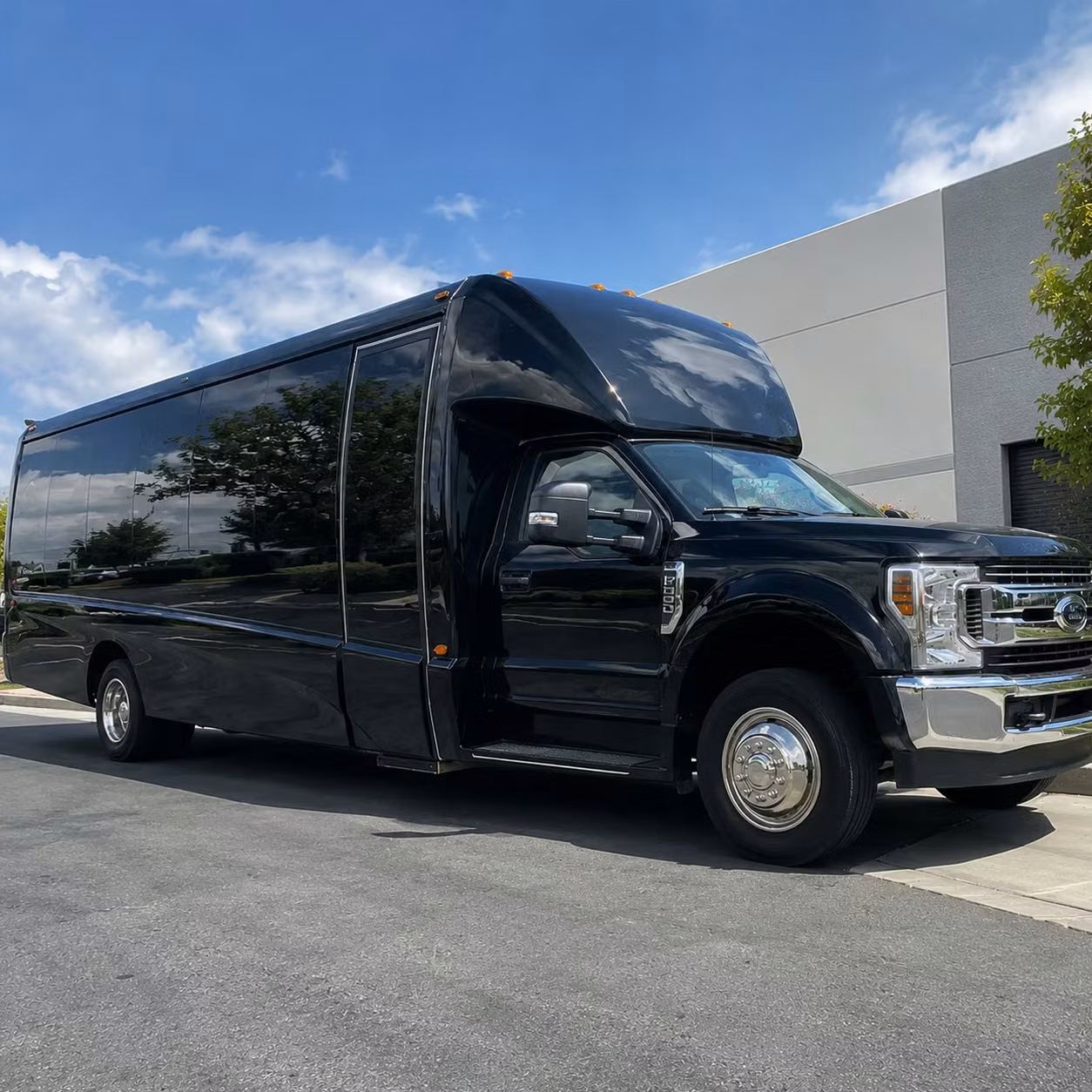 18 passenger minibus
