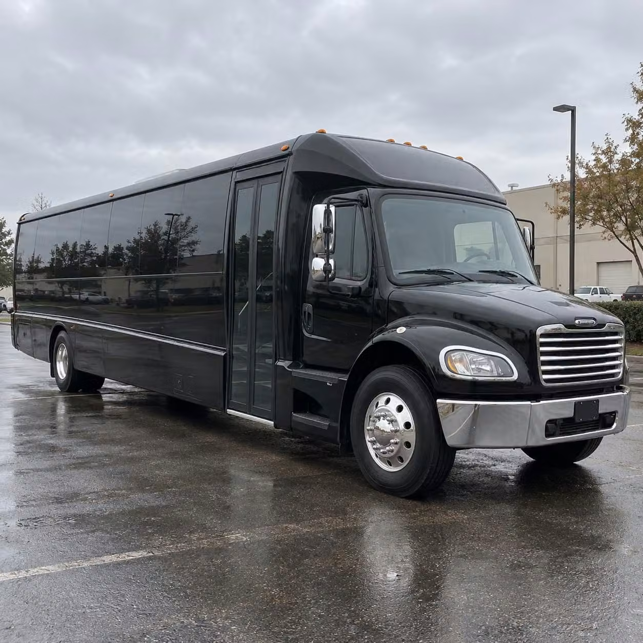 25 passenger minibus